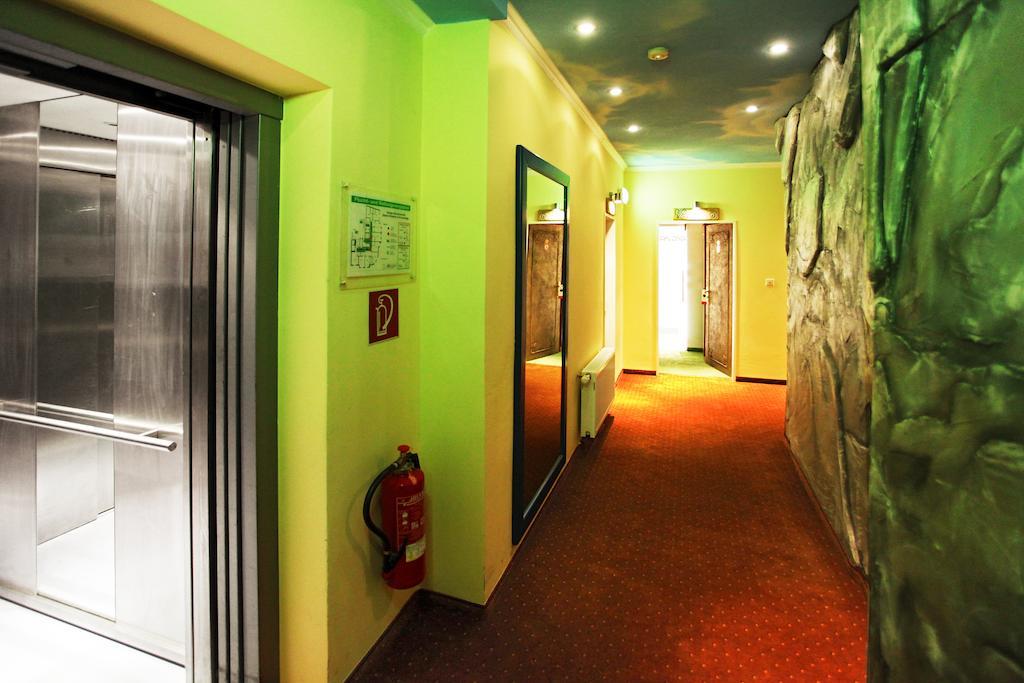Warsteinerhof By Centro Comfort Кёльн Экстерьер фото